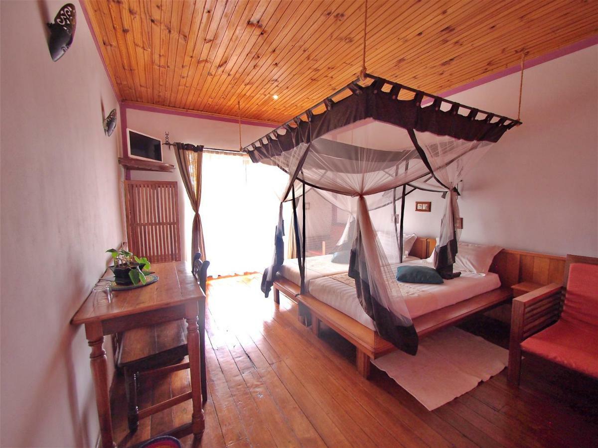 Island Continent Hotel Ivato  ภายนอก รูปภาพ