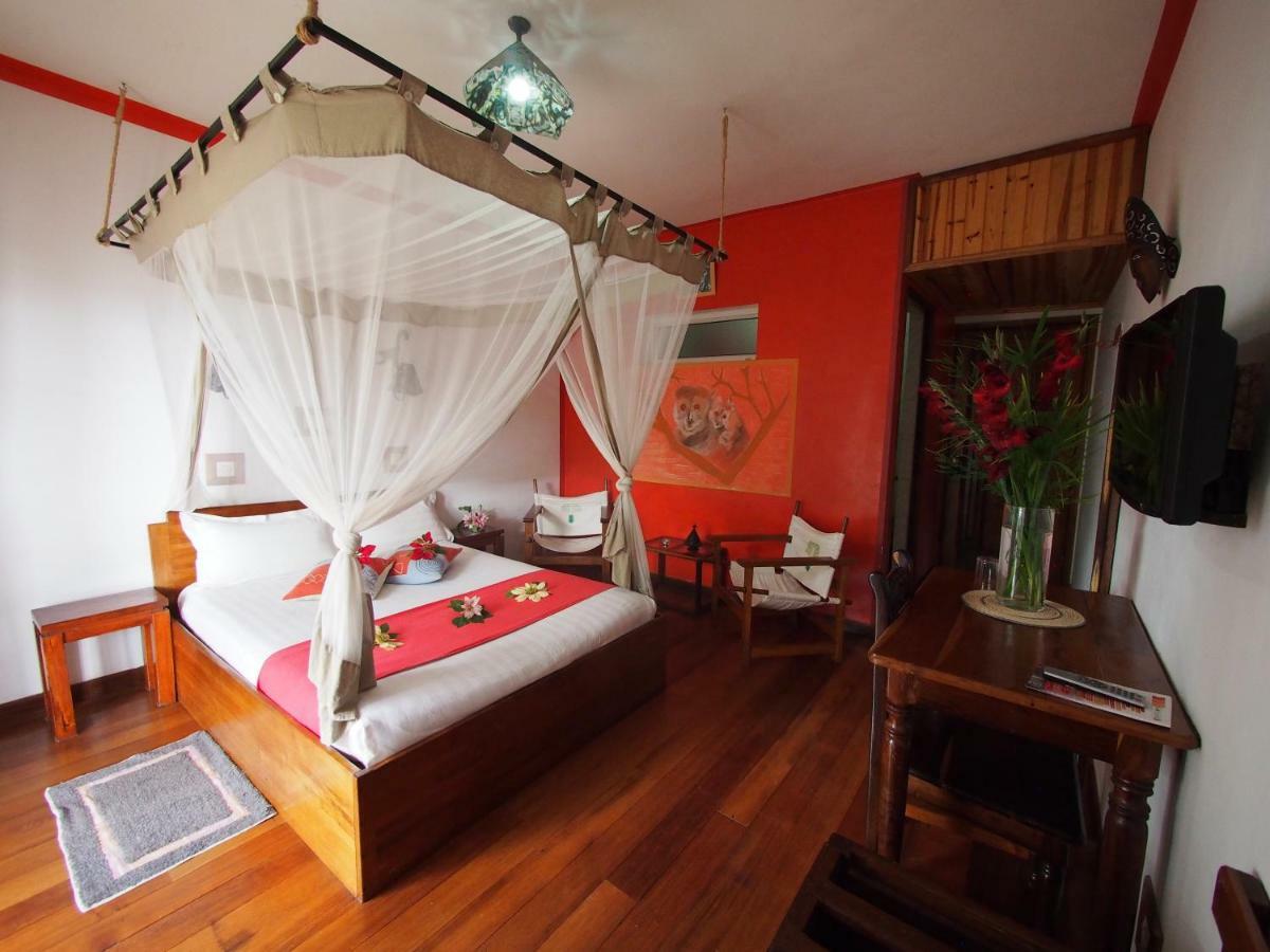 Island Continent Hotel Ivato  ภายนอก รูปภาพ